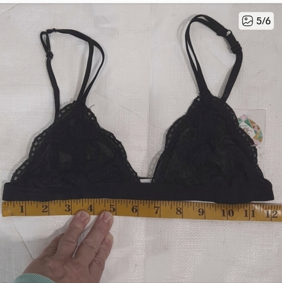 Twilight Gypsy Collection Black Lace Bralette NWT M/L - Picture 5 of 5